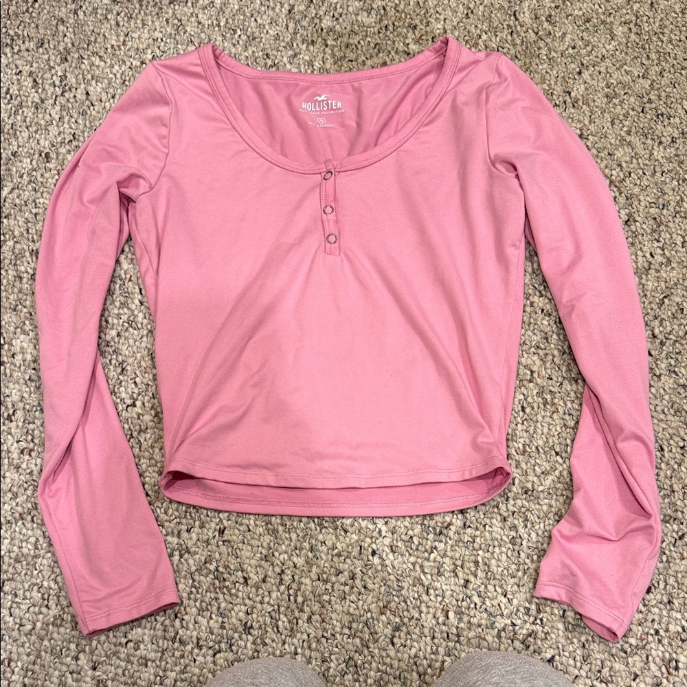 Hollister Women's Pink Long Sleeve Tee